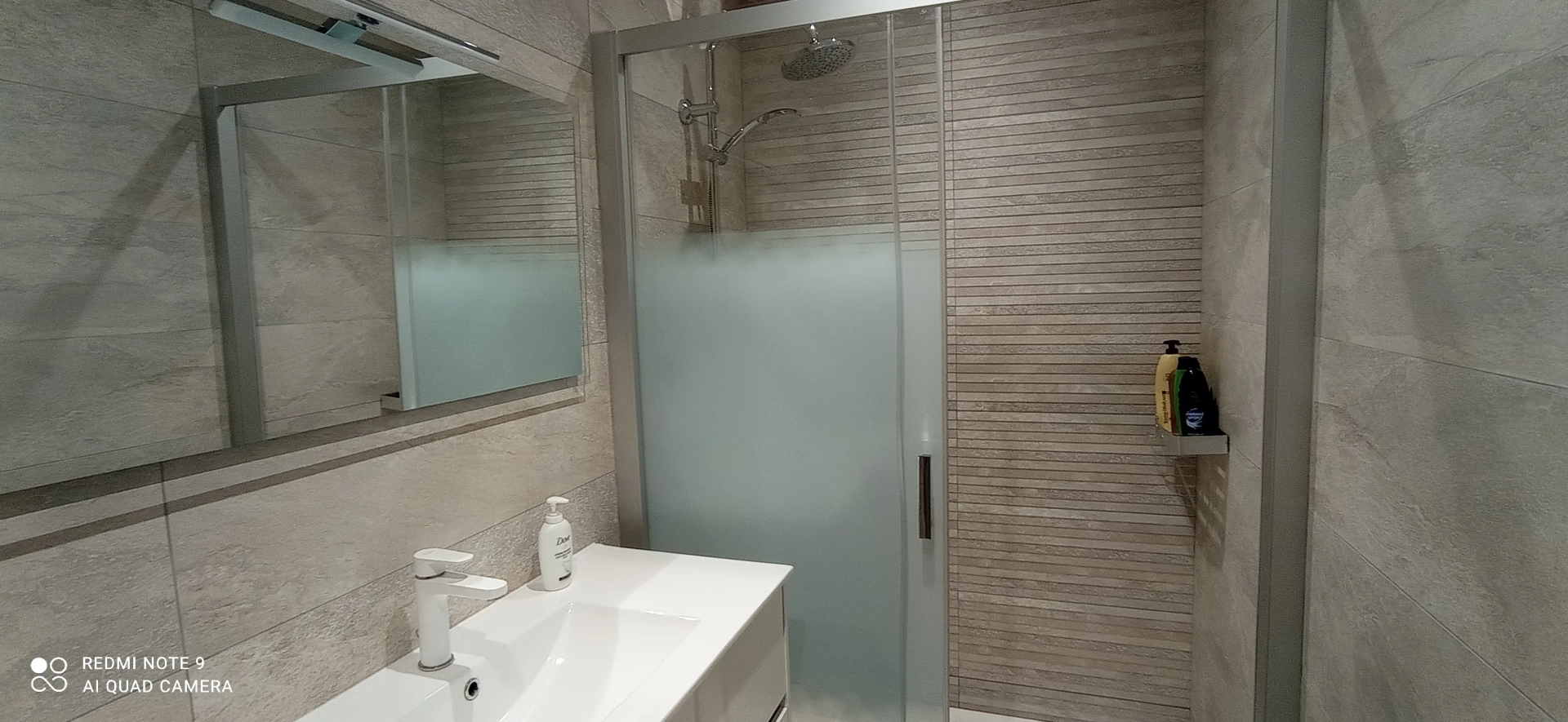 salle de bain gite baccarat 4 a 5 personnes